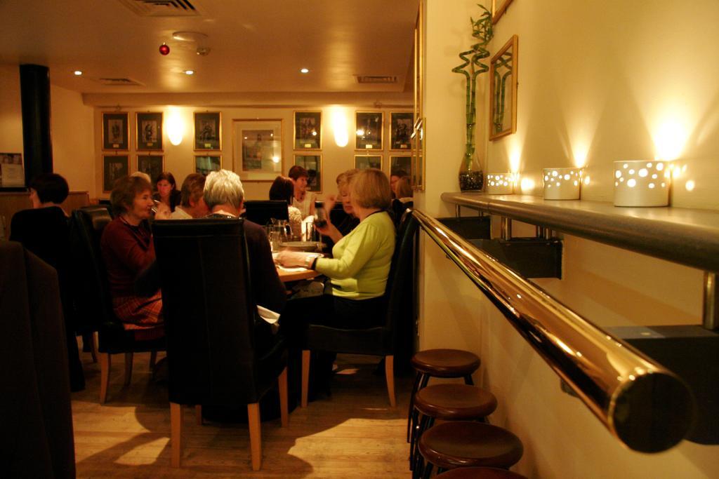 The Pipers' Tryst Hotel Γλασκώβη Εξωτερικό φωτογραφία